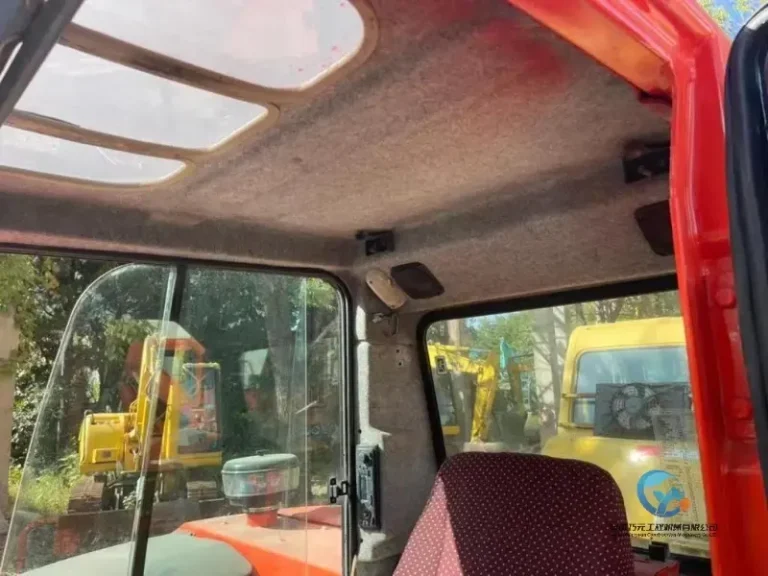 Used-Excavator-Kubota-KX1858