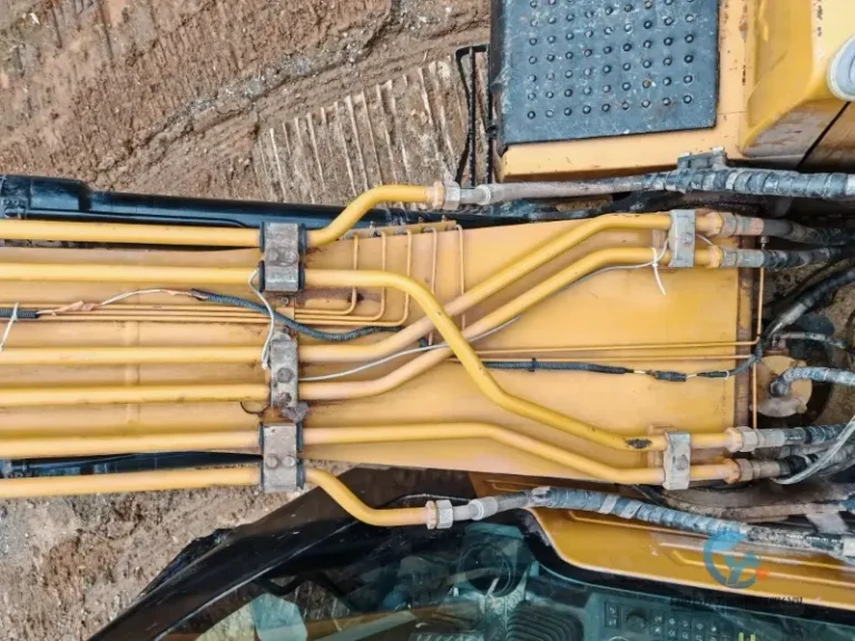 Used-Excavator-Sany-135C-28