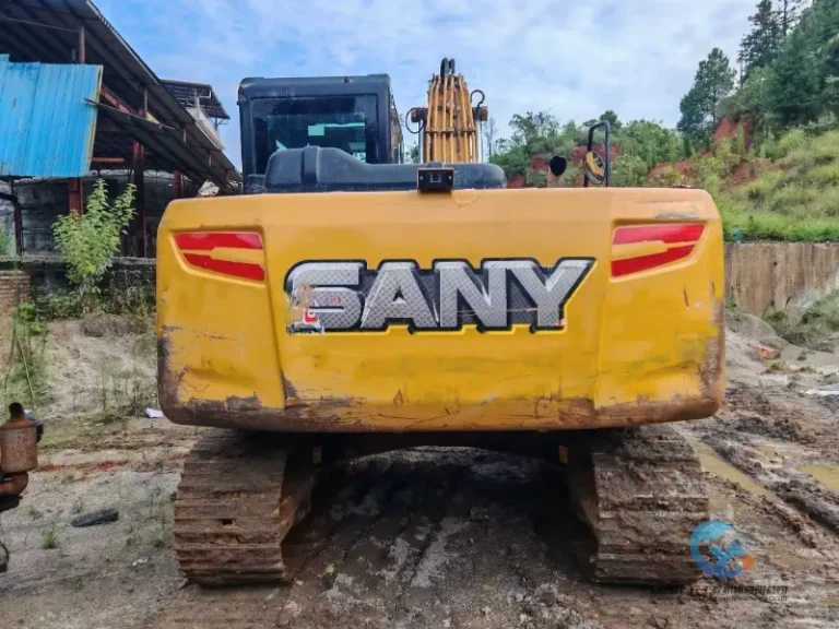 Used-Excavator-Sany-135C-32