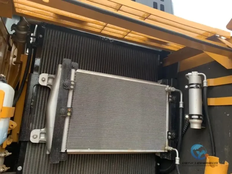 Used-Excavator-Sany-205C-12