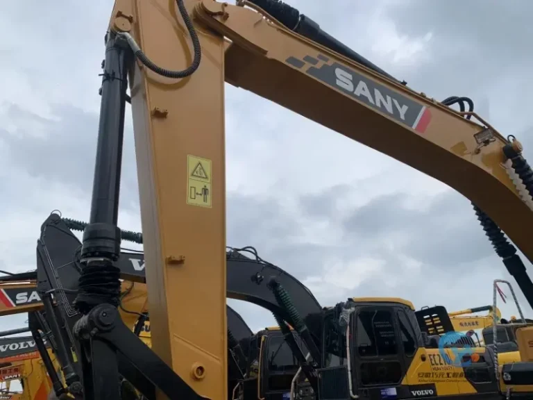 Used-Excavator-Sany-205C-3