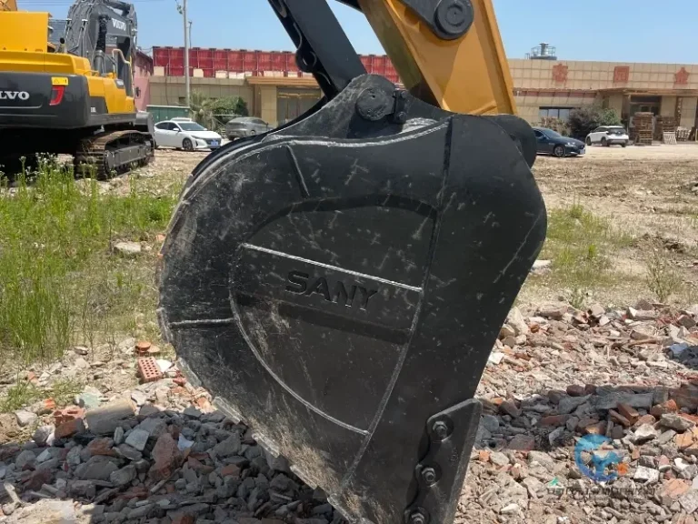 Used-Excavator-Sany-305C-13