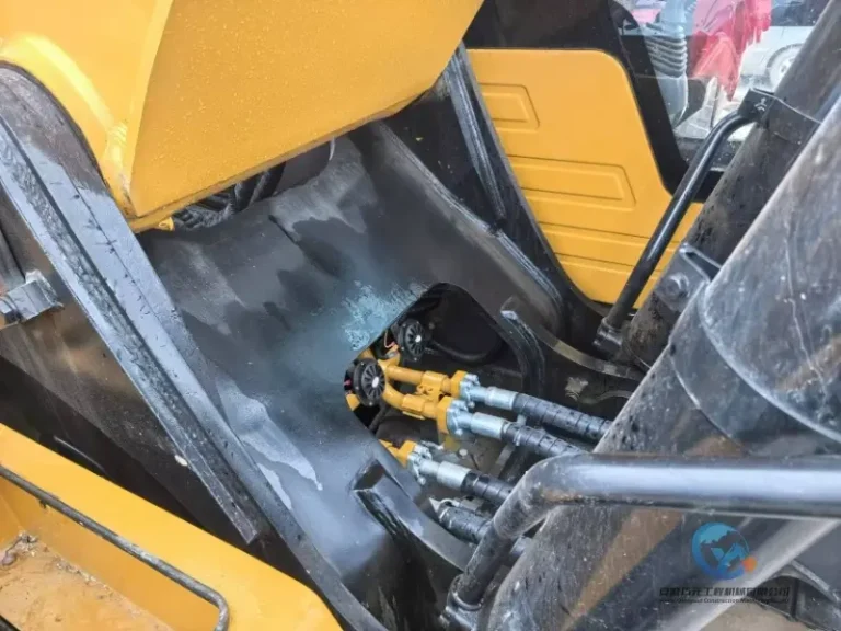 Used-Excavator-Sany-335H-8