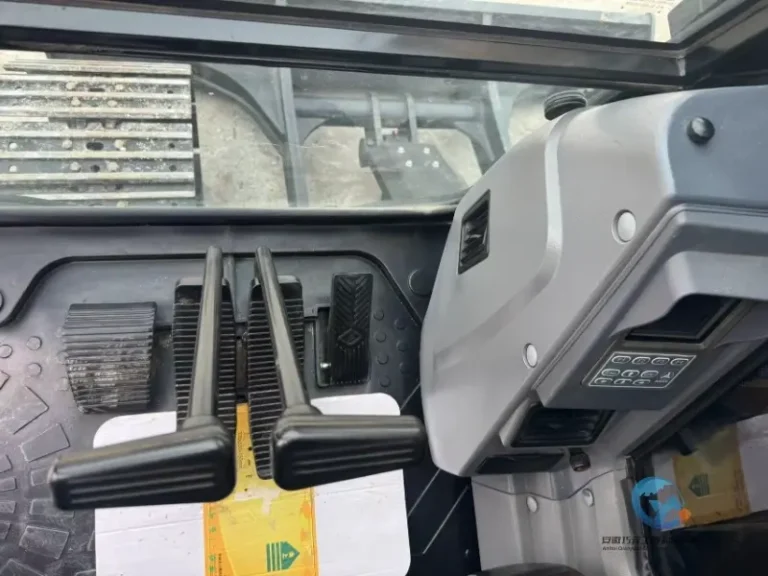 Used-Excavator-Sany-95C-8