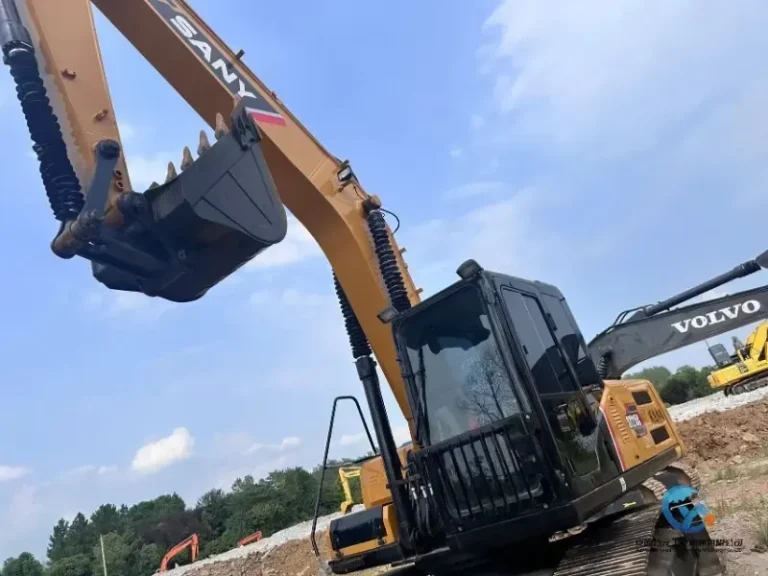 Used-Excavator-Sany-SY215C2