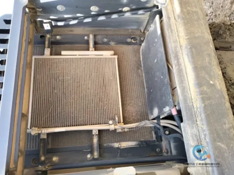 Used-Excavator-Volvo-EC200D-14