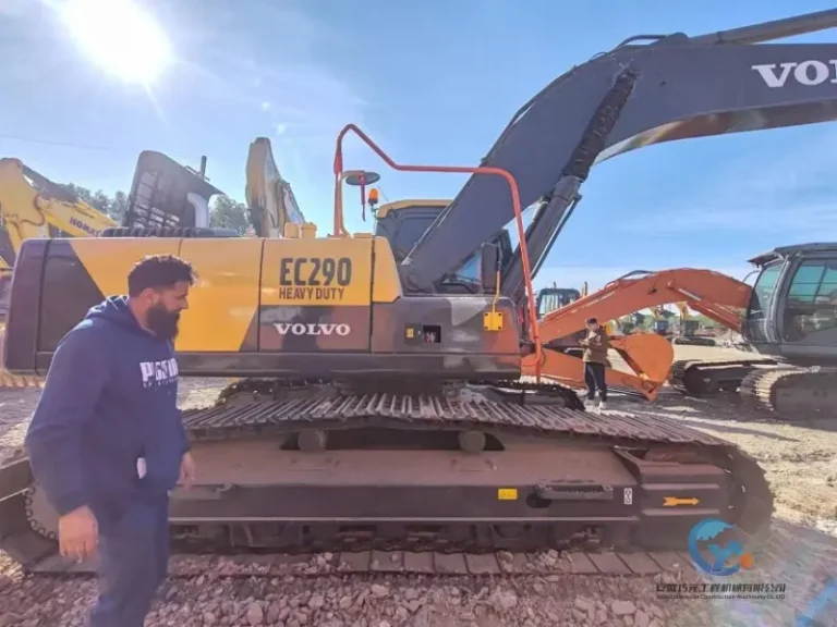 Used-Excavator-Volvo-EC290-4