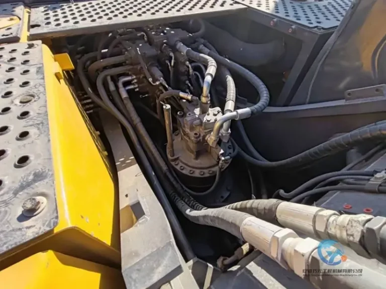 Used-Excavator-Volvo-EC290-8