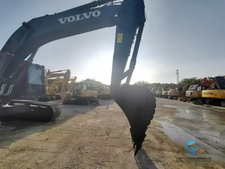 Used-Excavator-Volvo-EC300-13