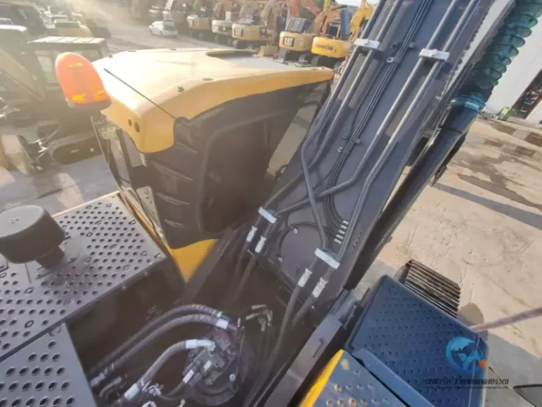 Used-Excavator-Volvo-EC300-5