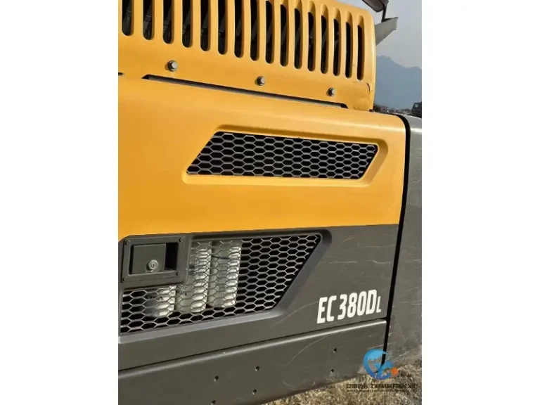 Used-Excavator-Volvo-EC380DL14