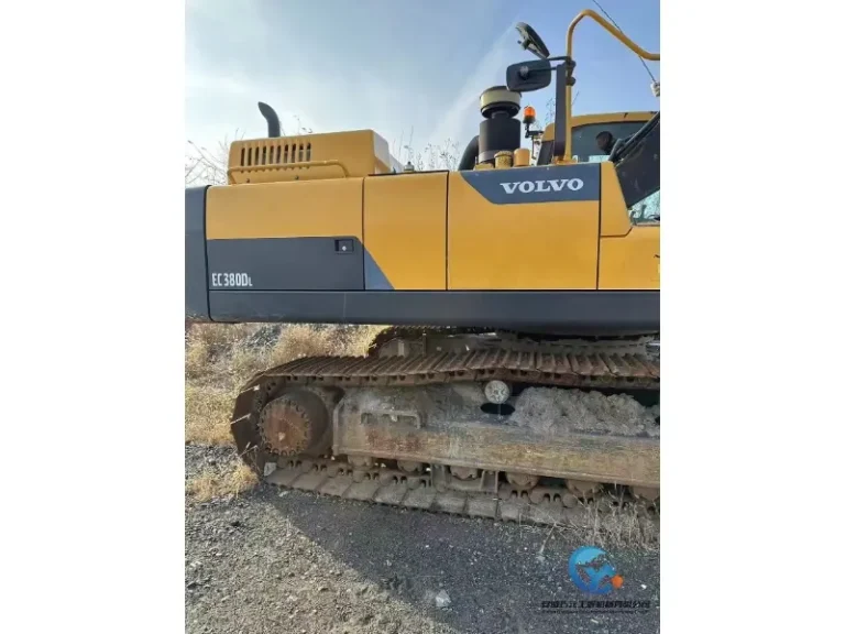 Used-Excavator-Volvo-EC380DL15