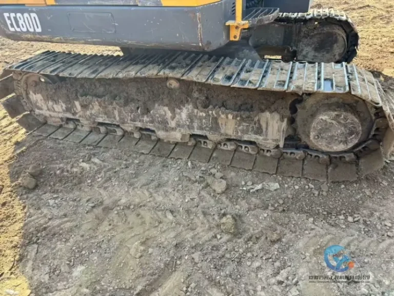 Used-Excavator-Volvo-EC80D-3