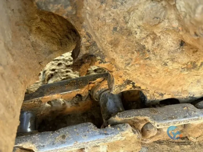 Used-Excavator-Volvo-EC80D-4