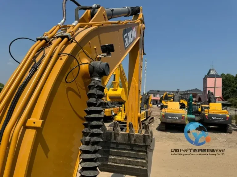 Used-Excavator-XCMG-XE215DA14