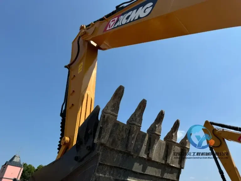 Used-Excavator-XCMG-XE215DA5