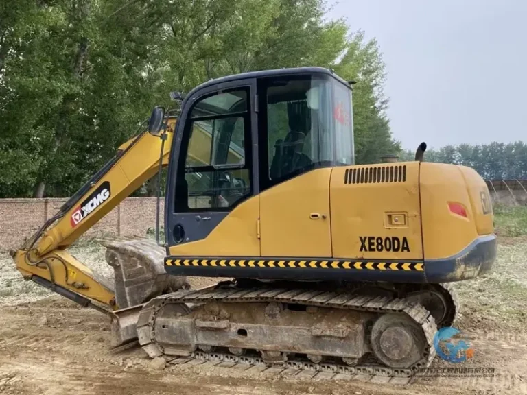 Used-Excavator-XCMG-XE80D-15