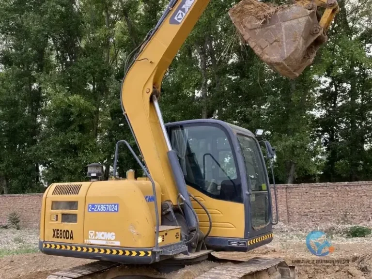Used-Excavator-XCMG-XE80D-2