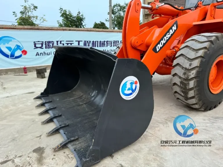 Used-Loader-Doosan-DL50515