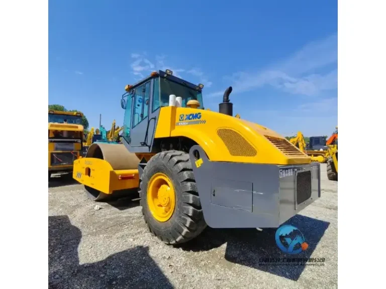 Used-Roller-XCMG-XS263J10_WH_800x600px