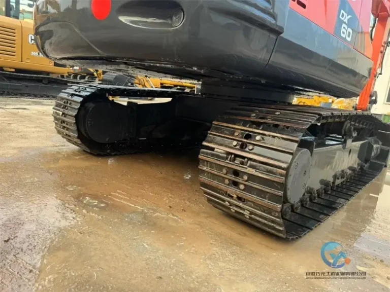 Used-excavator-Doosan-DX60-10