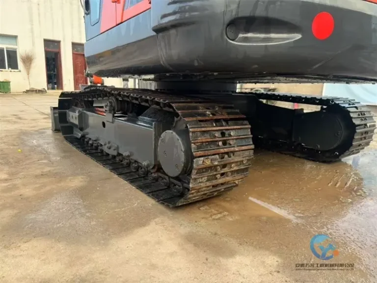 Used-excavator-Doosan-DX60-11