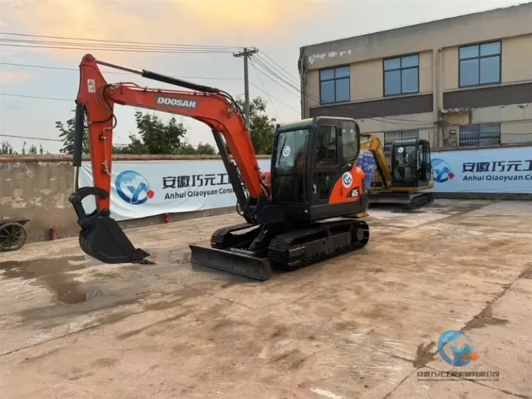 Used-excavator-Doosan-DX60-13